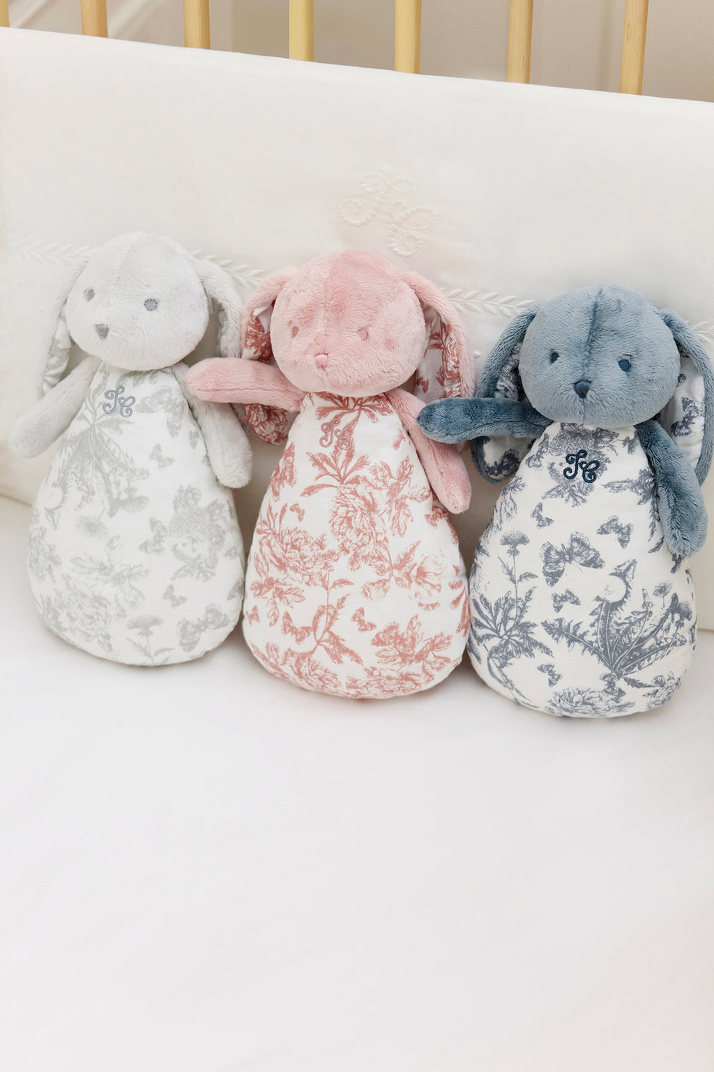 Augustin The Rabbit Musical Night Light - gedruckt Toile de Jouy Blau