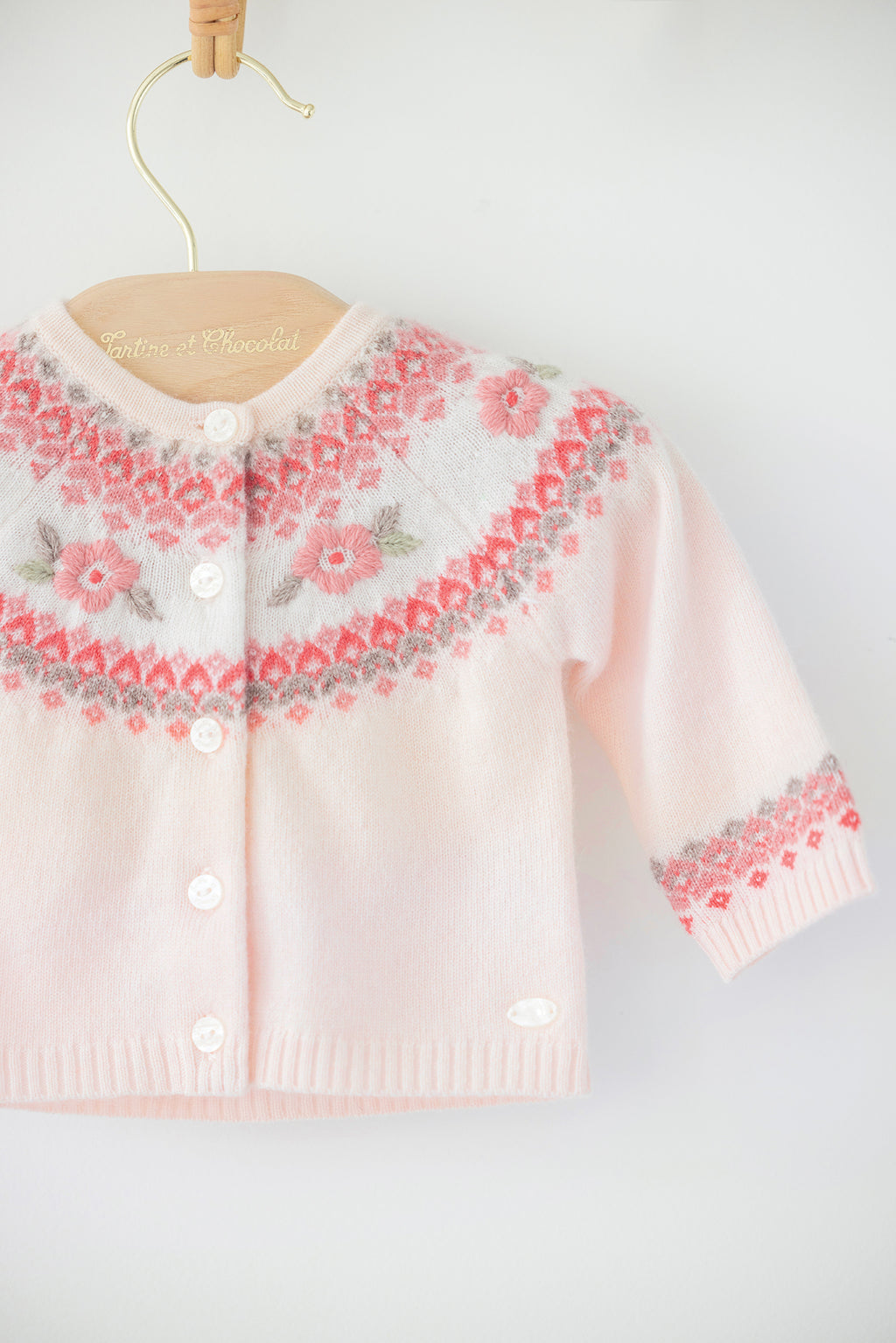 Cardigan - Rose pâle broderie fleurs