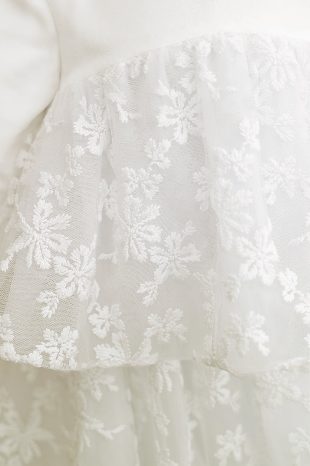 Dress - Ecru flowery tulle