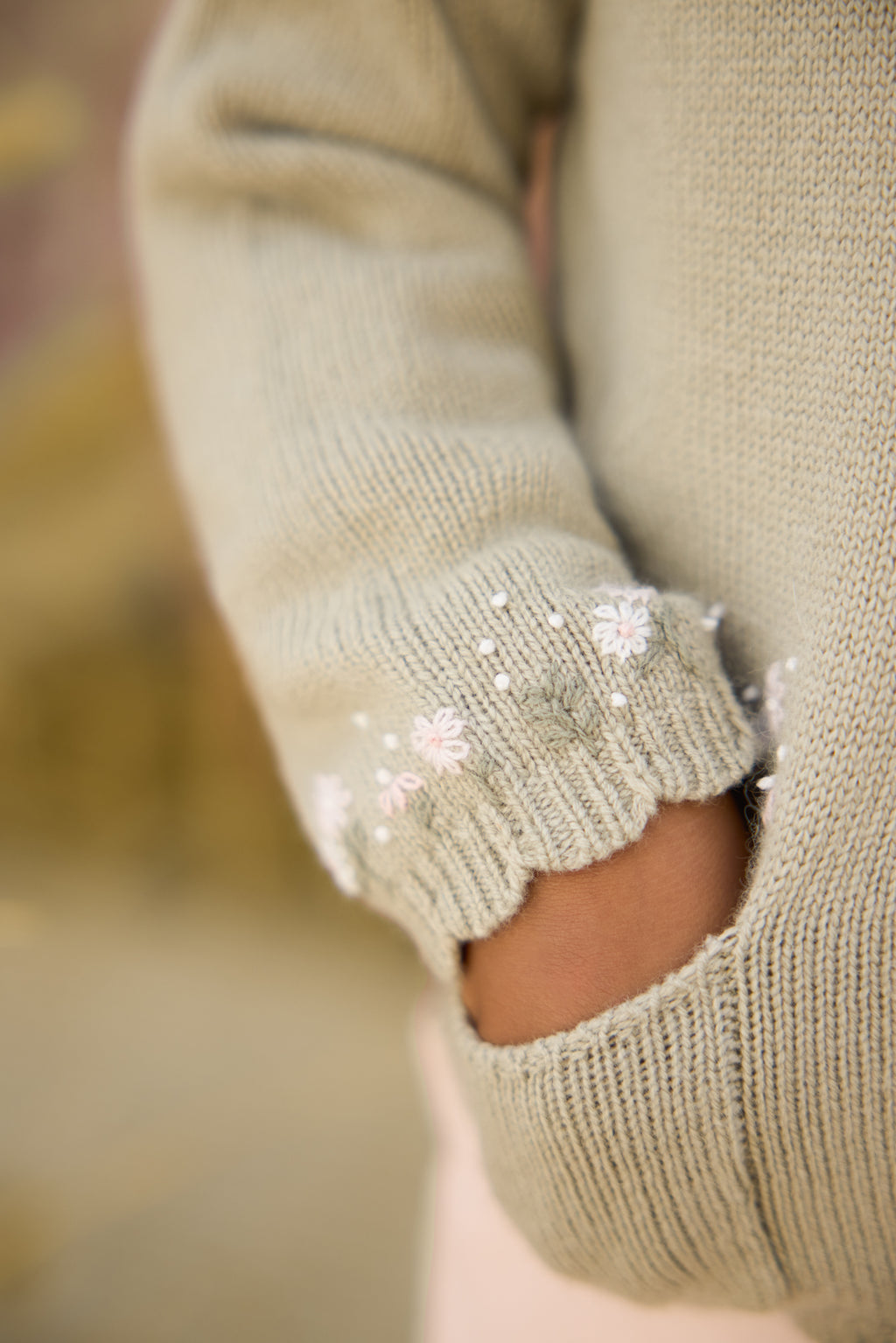 Cardigan - Green sage Embrodery flowery