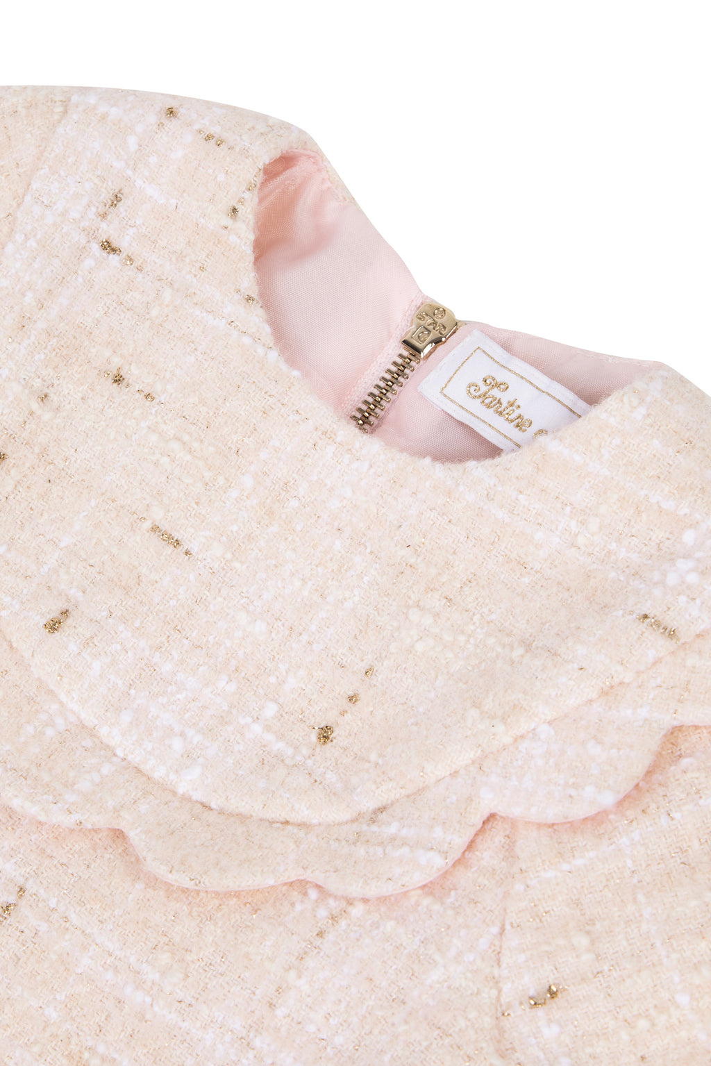 Dress - Pale pink thread Golden blurred