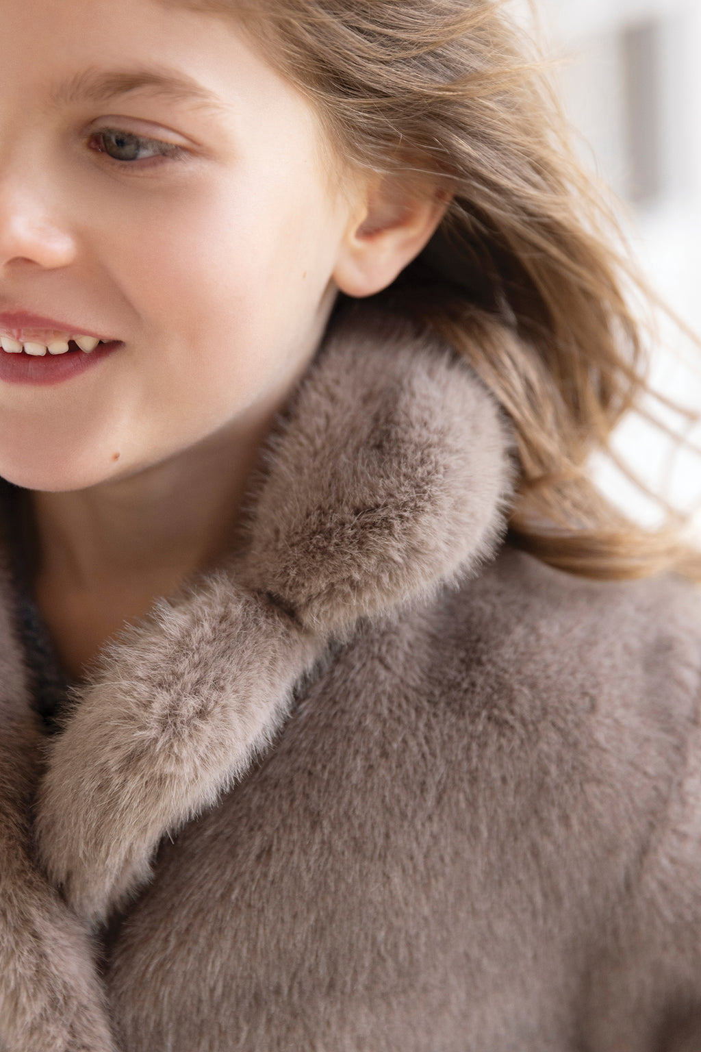 Coat - Imitation fur Taupe